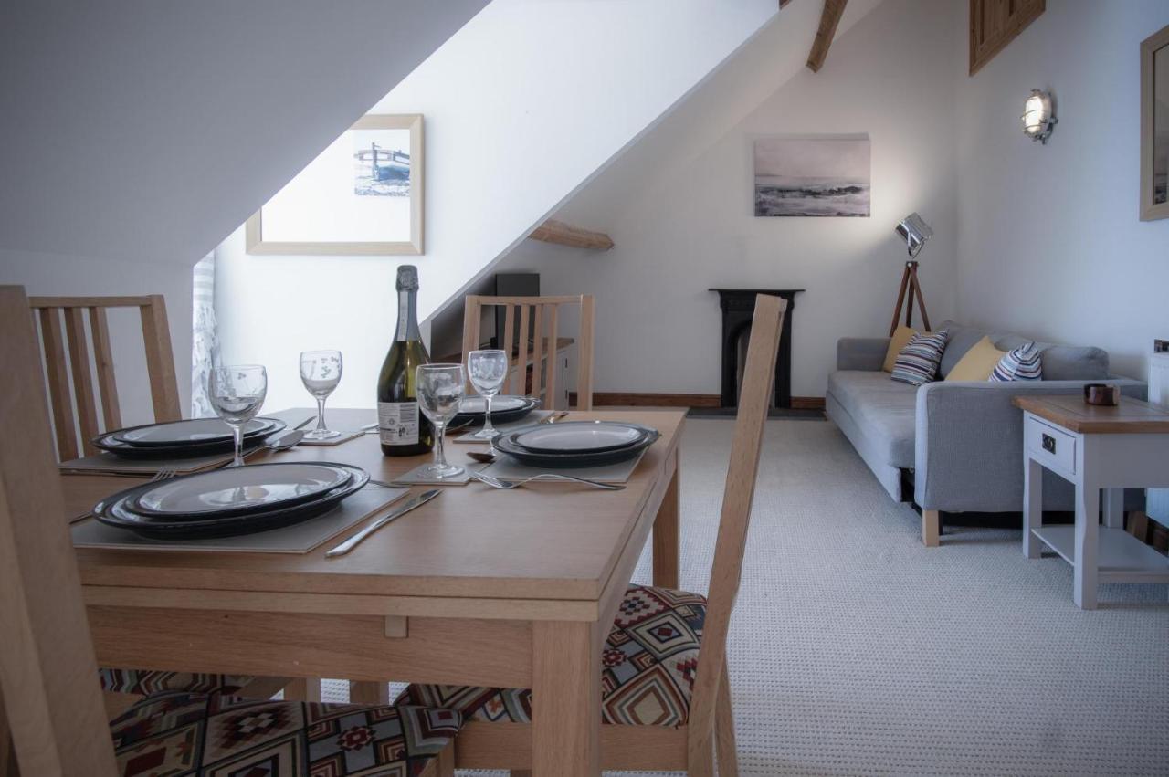 The Nest - 1 Bedroom Apartment - Tenby Eksteriør billede