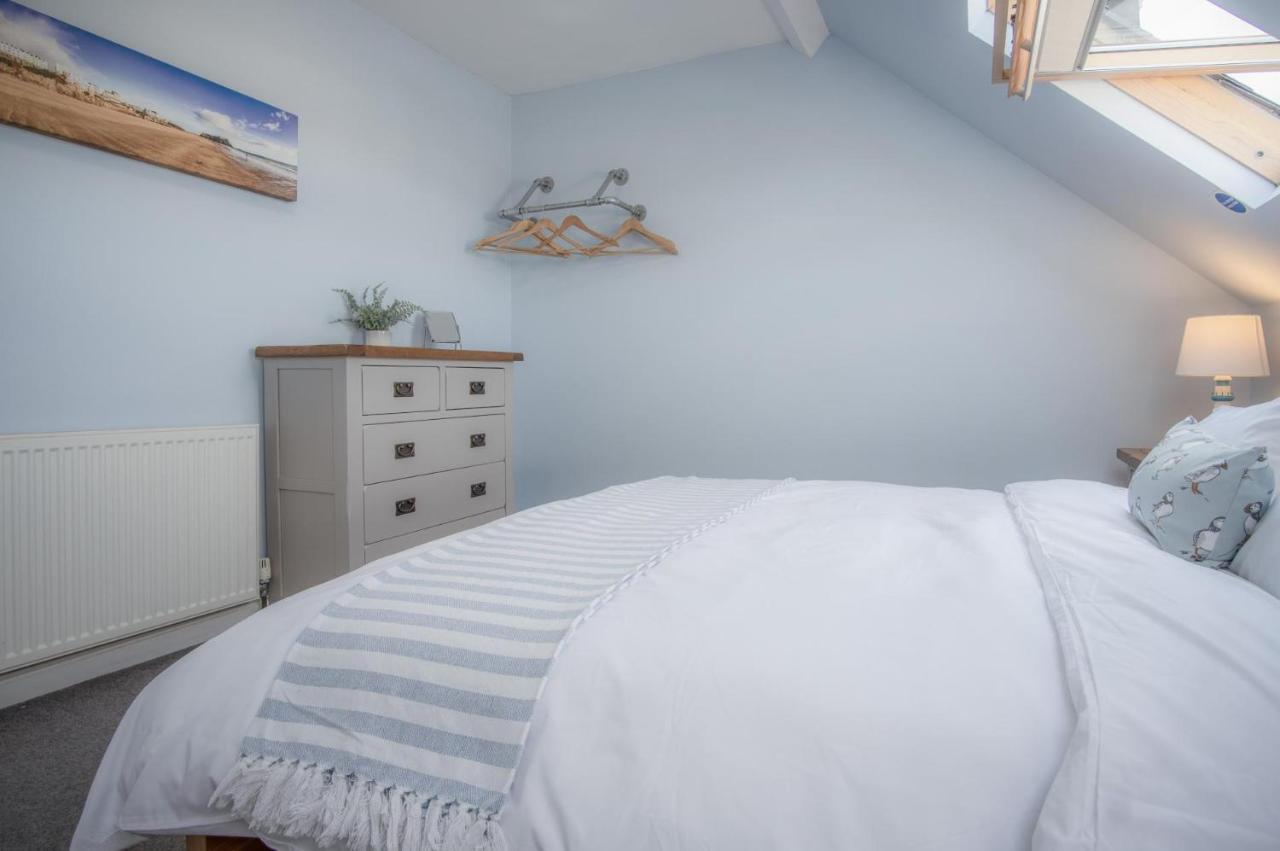 The Nest - 1 Bedroom Apartment - Tenby Eksteriør billede