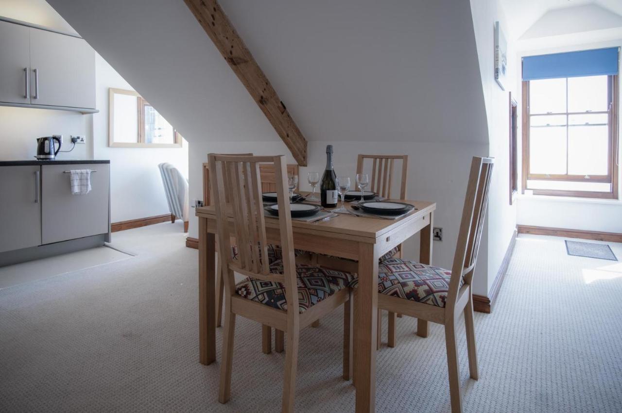 The Nest - 1 Bedroom Apartment - Tenby Eksteriør billede